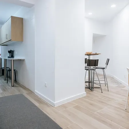 - Ajuda Palace Apartment *